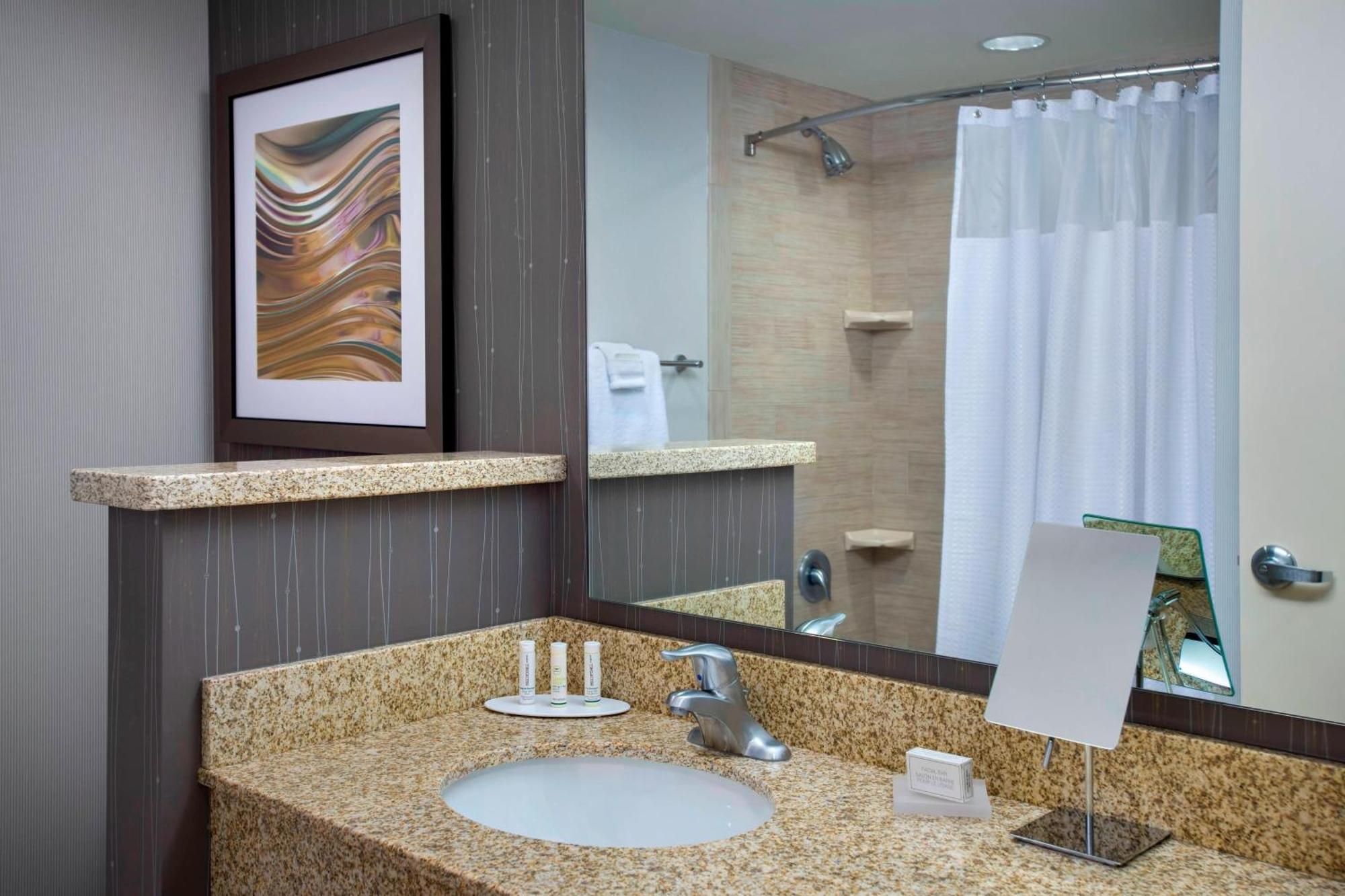 Courtyard by Marriott Philadelphia Lansdale Hotell Exteriör bild